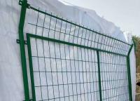 水池護欄網發貨前給客戶安裝演示一下